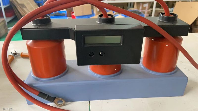 TBP-B12.7/131-J一種帶計數(shù)器的過電壓保護器